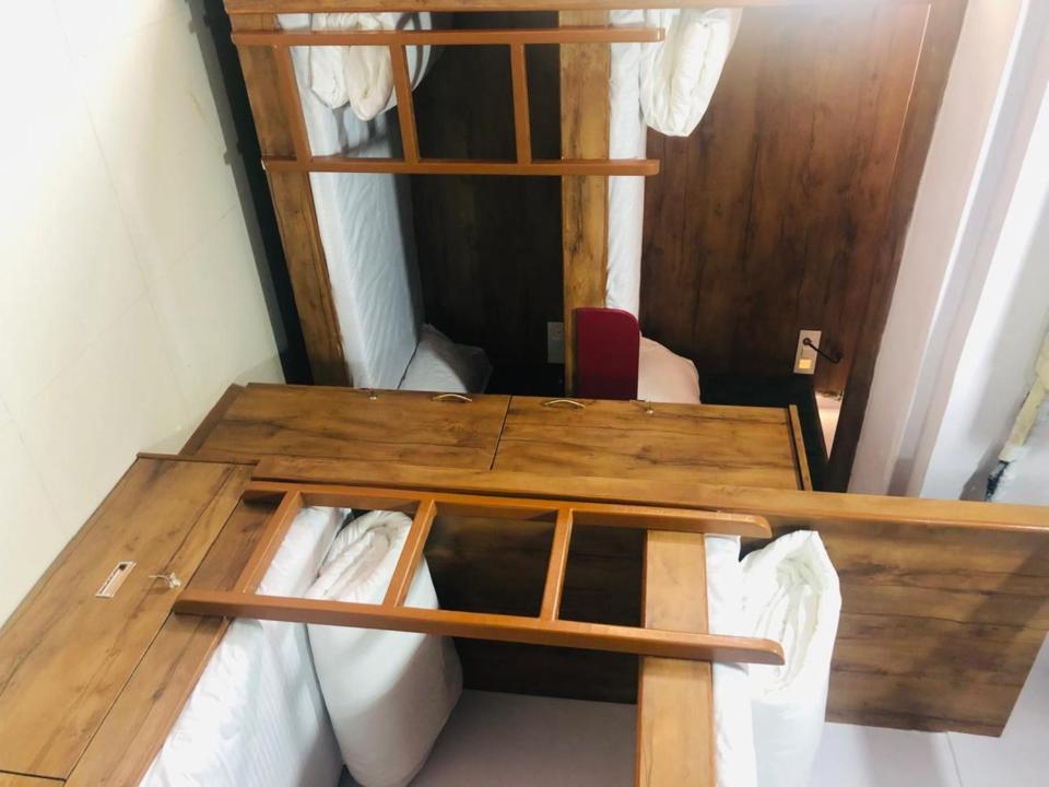 Everest Stays Rooms And Dormitory Βομβάη Εξωτερικό φωτογραφία