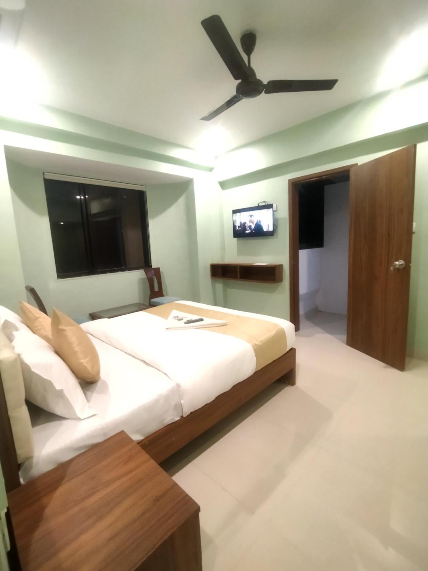 Everest Stays Rooms And Dormitory Βομβάη Εξωτερικό φωτογραφία