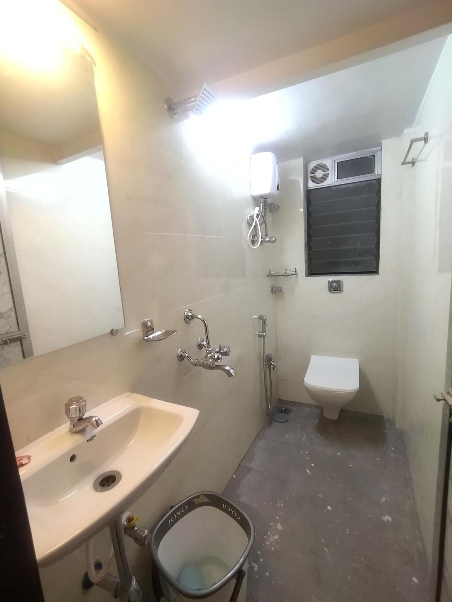 Everest Stays Rooms And Dormitory Βομβάη Εξωτερικό φωτογραφία