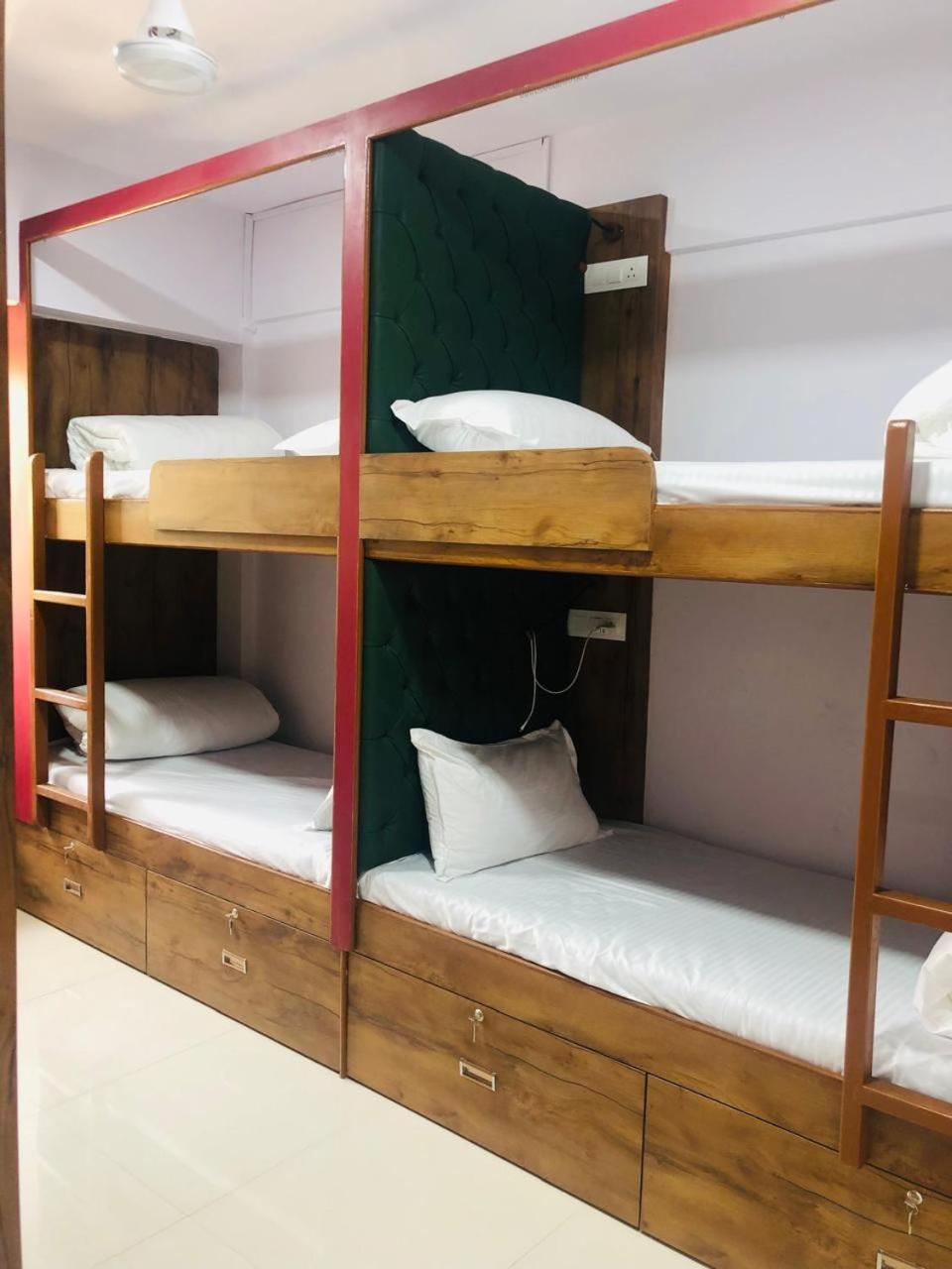 Everest Stays Rooms And Dormitory Βομβάη Εξωτερικό φωτογραφία